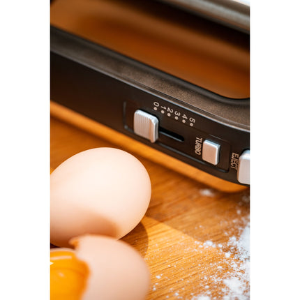 Adler AD 4225 Handmixer – Elektrische Mixer 800W – 5 Snelheden & Turbo – Met Gardes en Deeghaken