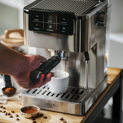 Adler Espressomachine 20 Bar 1350W – Pistonmachine met Melkopschuimer – Thermoblock – RVS