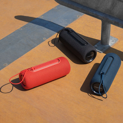 Krüger & Matz Street Draadloze Draagbare Bluetooth 5.0 Speaker Waterdicht - RGB Verlichting - TWS Functie - 20W - Rood