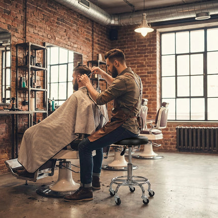 Trendmix Kapperskruk op Wielen – Ergonomische Zadelkruk met Voetsteun – In Hoogte Verstelbaar – Rubberen Wielen & Zwart PU-Ecoleer