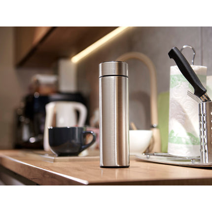 Thermosbeker en thermosfles met LED graden display en thee / koffie zeef 500 ml rood