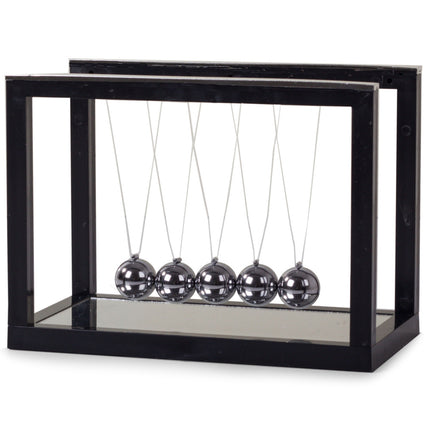 Newton pendel balance ballen zwarte basis